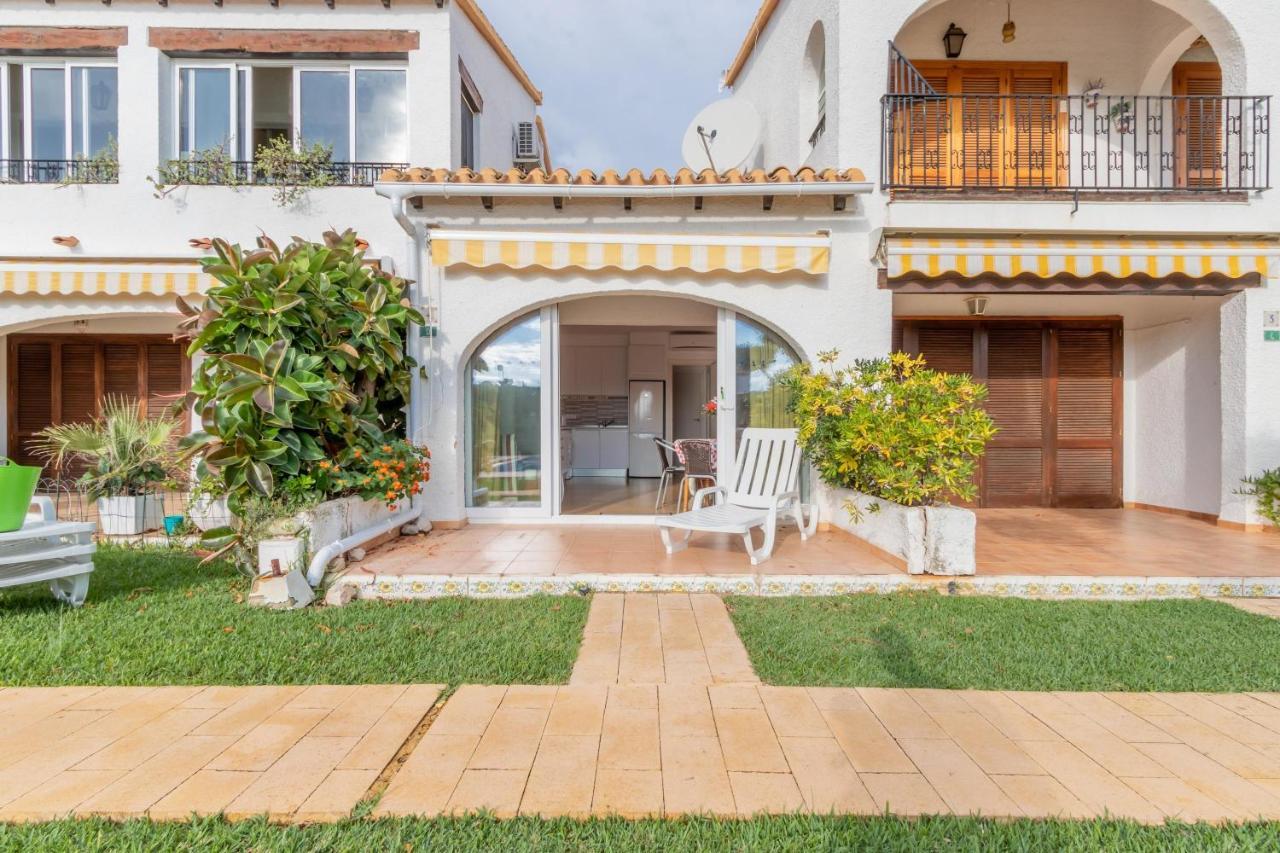 Well equipped 1 Bedroom Bungalow Denia Exteriör bild